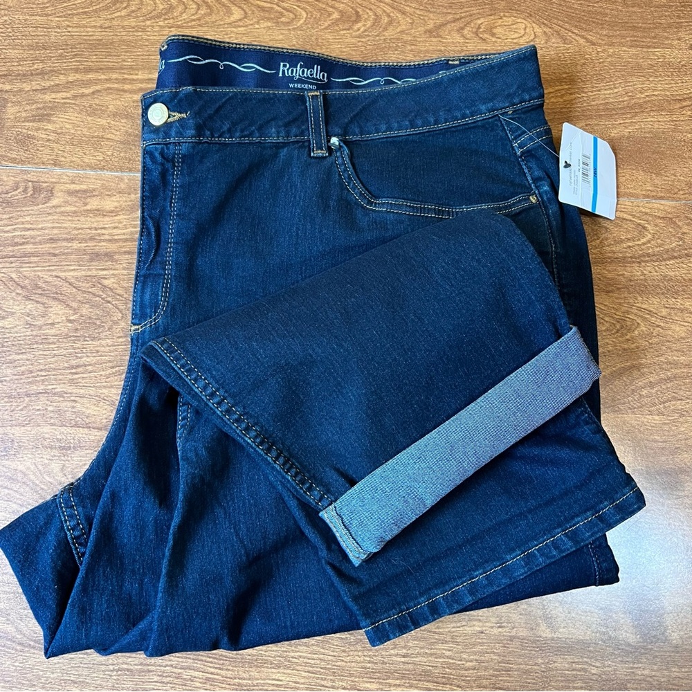 Rafaella Weekend NWT Dark Wash indigo Cuffed Capri Denim Jeans plus size 28W